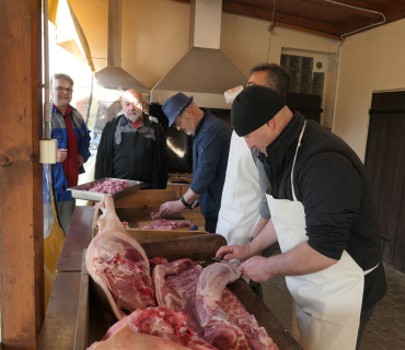 Obecní zabíjačka 2023 Sadová