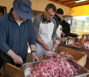 Obecní zabíjačka 2023 Sadová