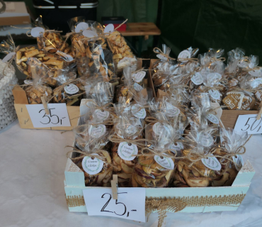 Adventní trhy a rozsvěcení vánočního stromu