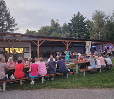 Posezení s hudbou LejDies