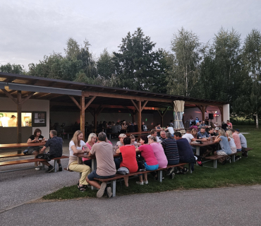 Posezení s hudbou LejDies