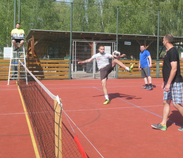 Nohejbalový turnaj v Sadové