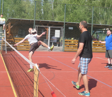 Nohejbalový turnaj v Sadové