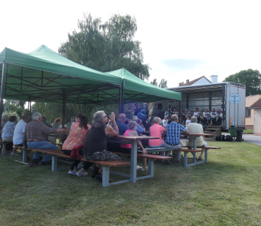 Nohejbalový turnaj losovaných dvojic a koncert Dechového orchestru MHK