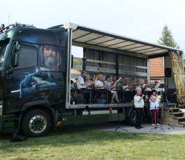 Turnaj v nohejbale a koncert Dechového orchestru města Hradce Králové