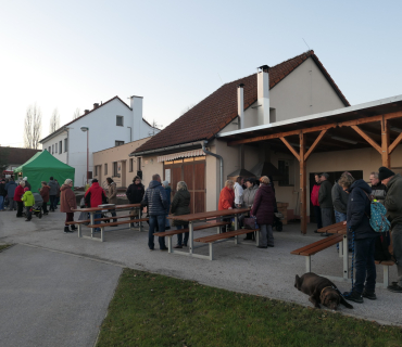Vánoční trhy a rozsvěcení Vánočního stromu