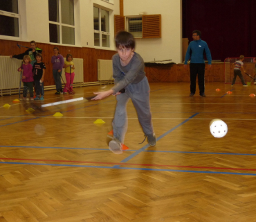 Florbal v Hněvčevsi 2014