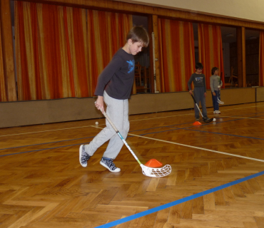 Florbal v Hněvčevsi 2014