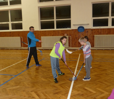 Florbal v Hněvčevsi 2014