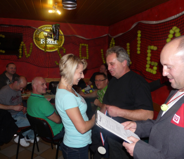 Fotogalerie slavnostního vyhlášení výsledků Sadovské tenisové ligy 2013